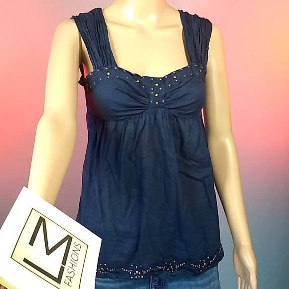 Charlotte Russe Tops - HP💚Charlotte Russe tank XS